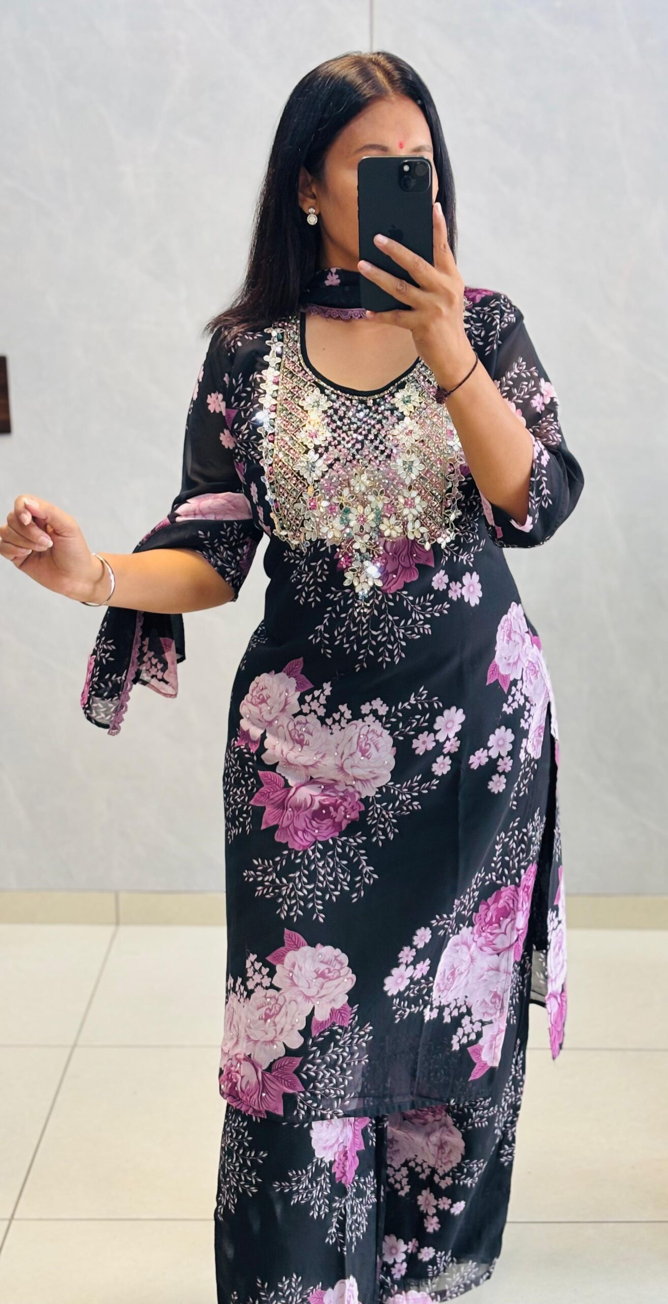 Pakistani Style Designer Dress 😍💗 - Image 4